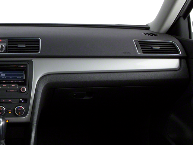 2012 Volkswagen Passat SE