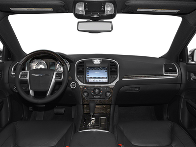2014 Chrysler 300 1