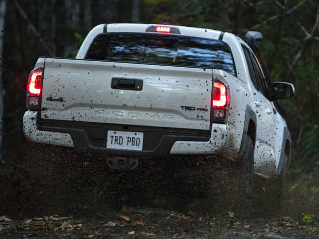 2022-toyota-tacoma-off-road