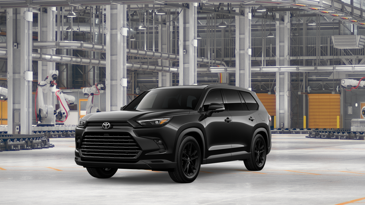 2026 Toyota Grand Highlander Hybrid Nightshade AWD's photo