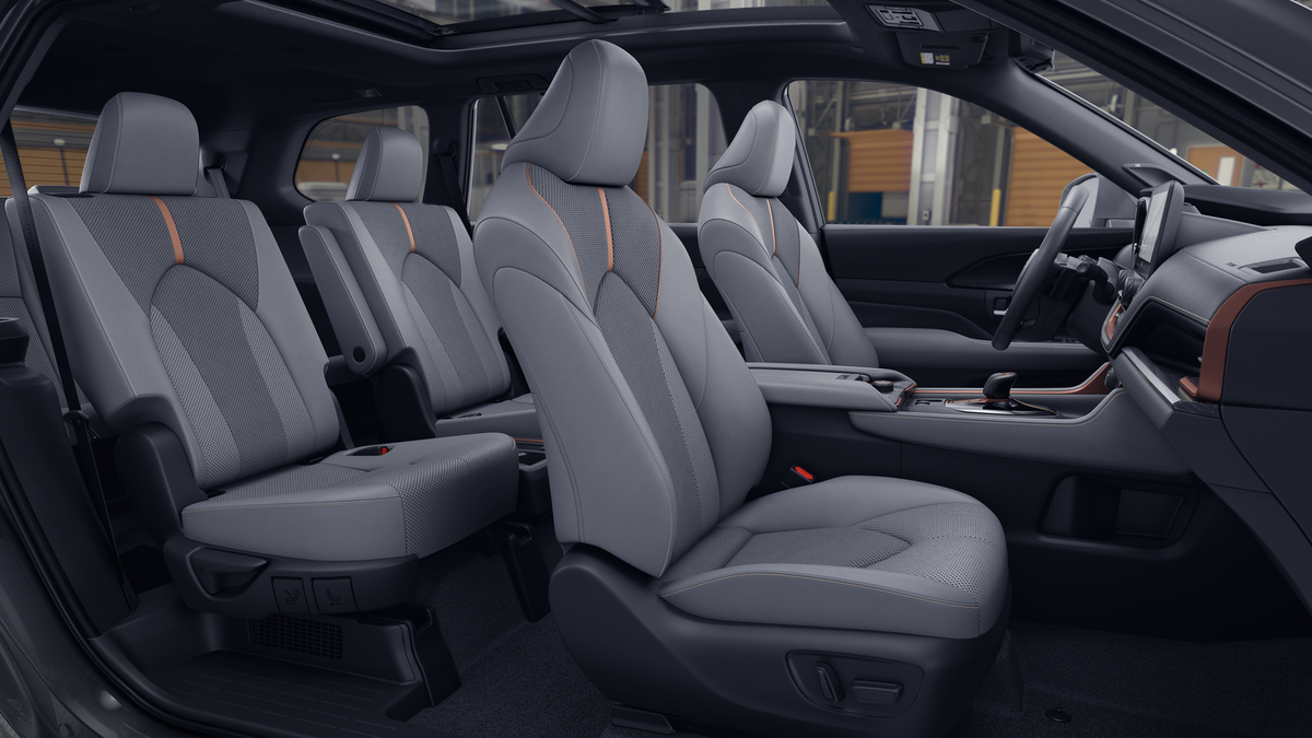 2026 Toyota Grand Highlander Hybrid Hybrid MAX Platinum