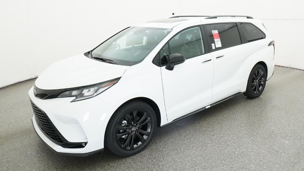 2026 Toyota Sienna XSE 7-Passenger Hybrid FWD's photo