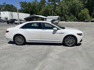 2017 Lincoln Continental Select