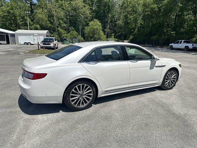 2017 Lincoln Continental Select