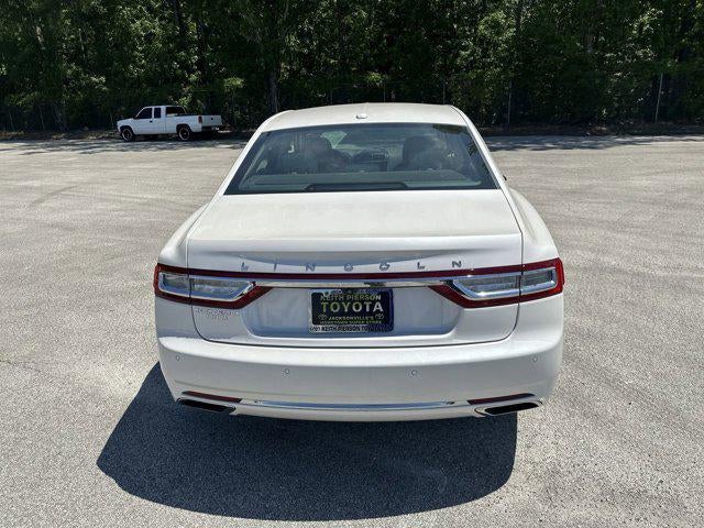 2017 Lincoln Continental Select