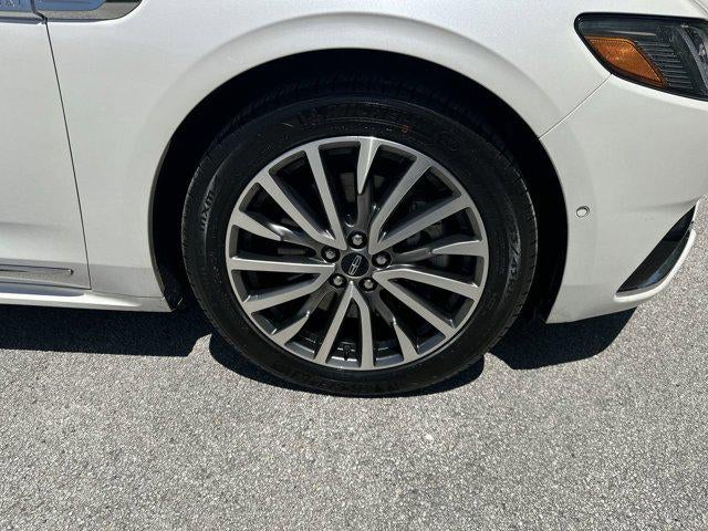 2017 Lincoln Continental Select