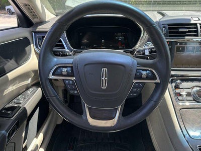 2017 Lincoln Continental Select