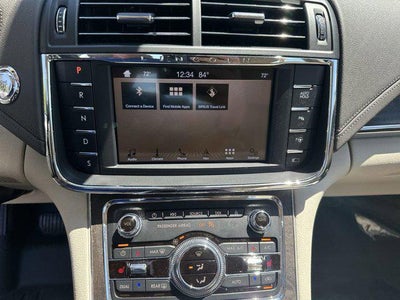 2017 Lincoln Continental Select