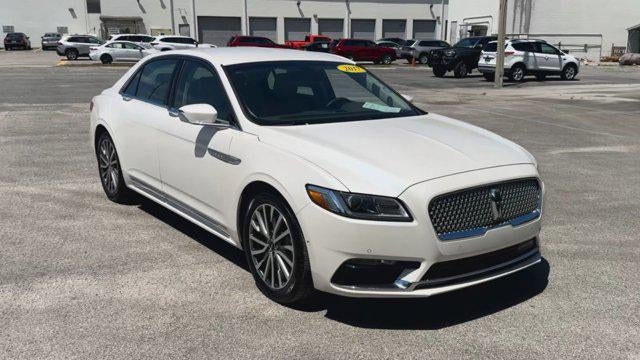 2017 Lincoln Continental Select