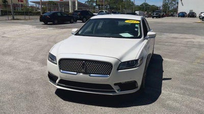 2017 Lincoln Continental Select