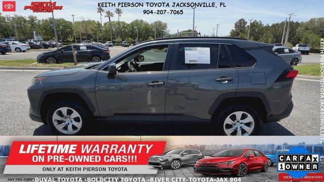 2020 Toyota RAV4 LE