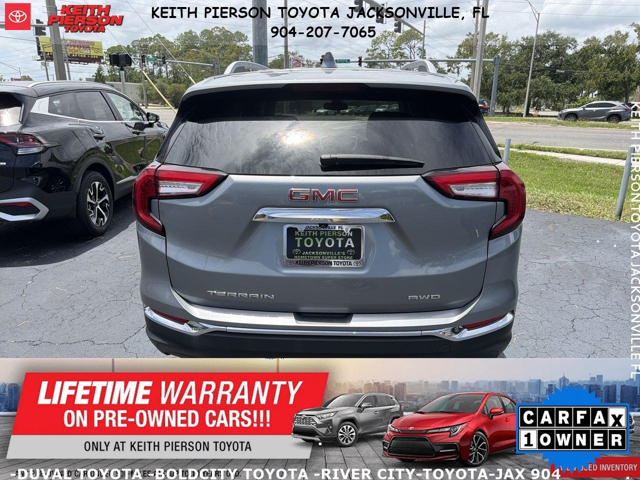 2024 GMC Terrain SLT
