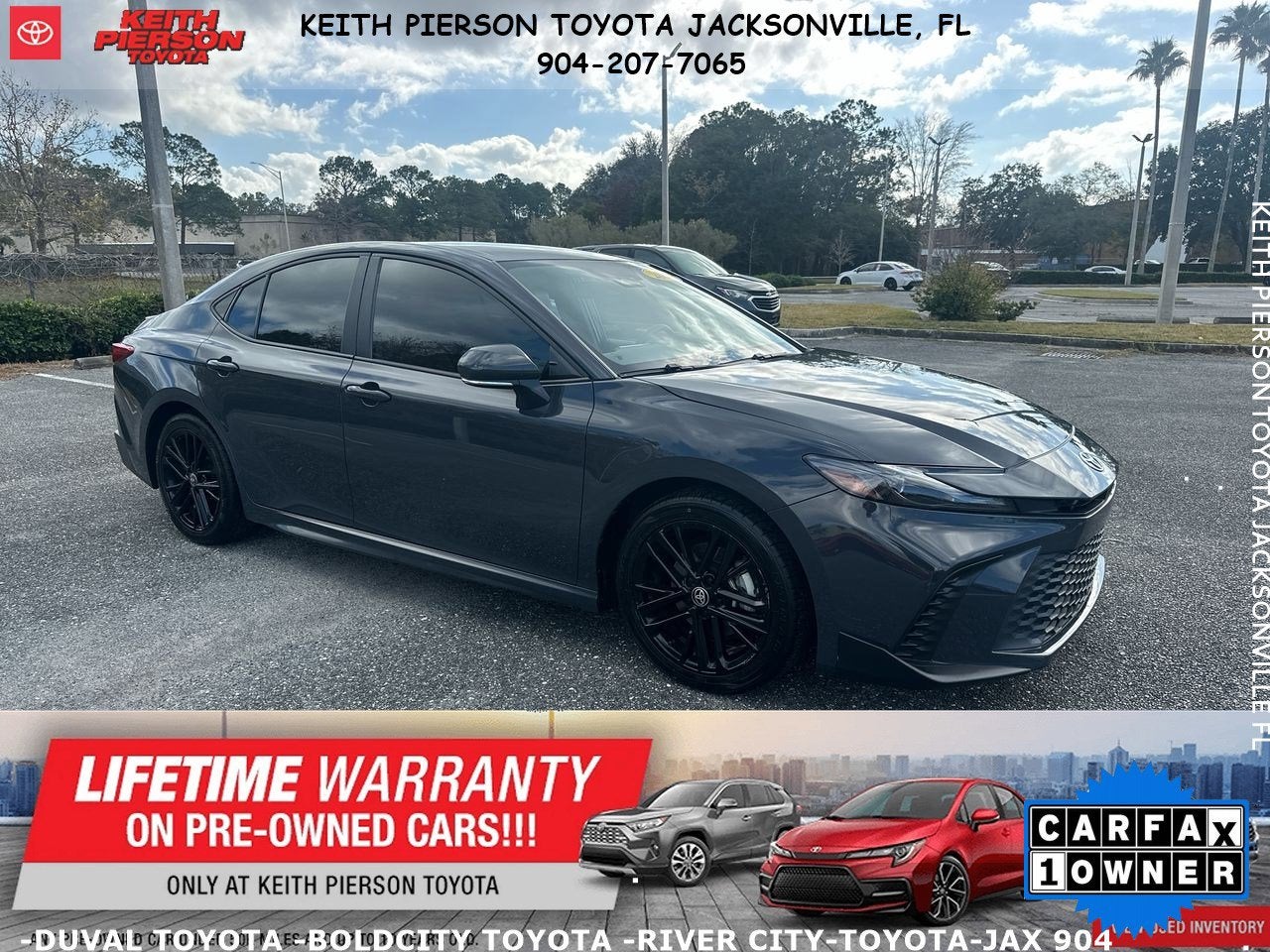 2025 Toyota Camry SE