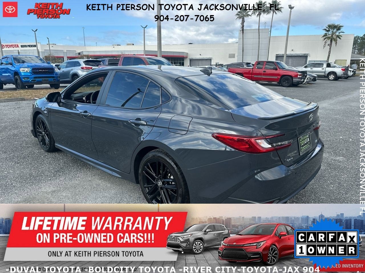 2025 Toyota Camry SE