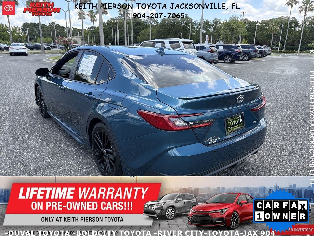 2025 Toyota Camry SE