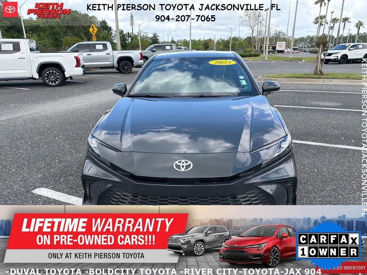 2025 Toyota Camry SE