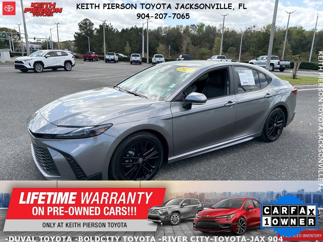 2025 Toyota Camry SE