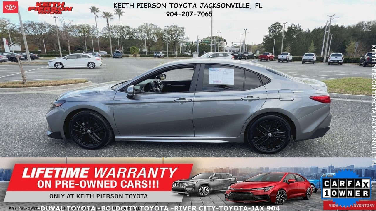 2025 Toyota Camry SE