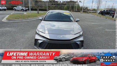 2025 Toyota Camry SE