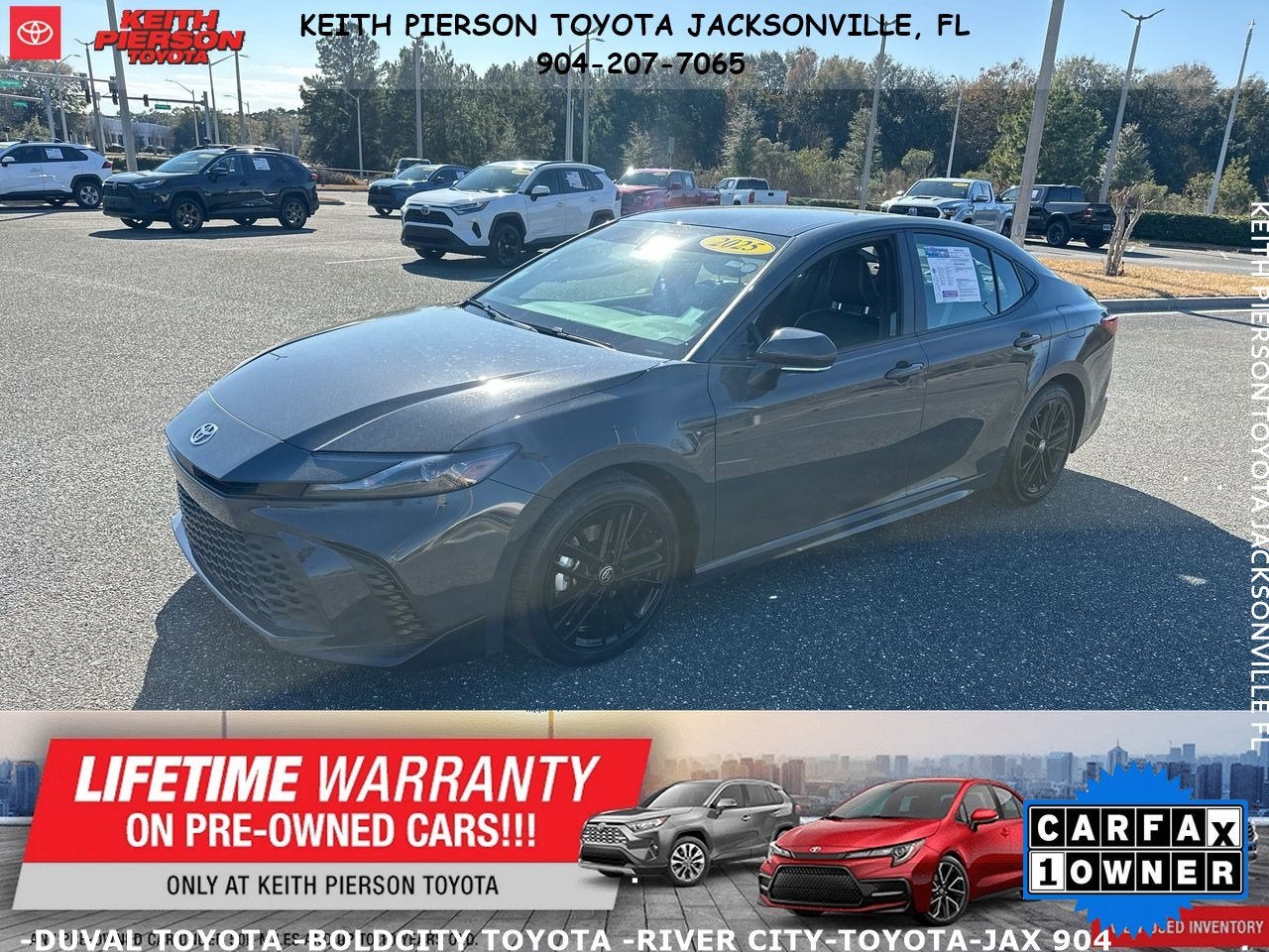 2025 Toyota Camry SE