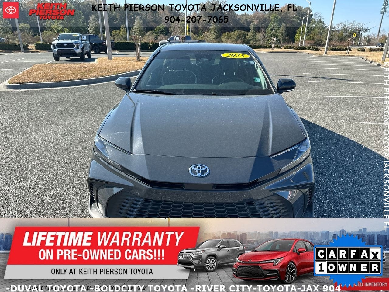 2025 Toyota Camry SE