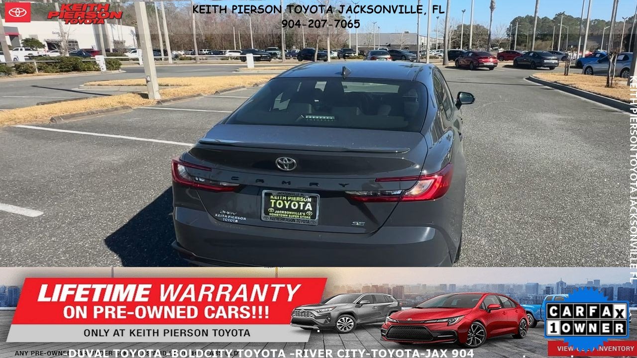 2025 Toyota Camry SE