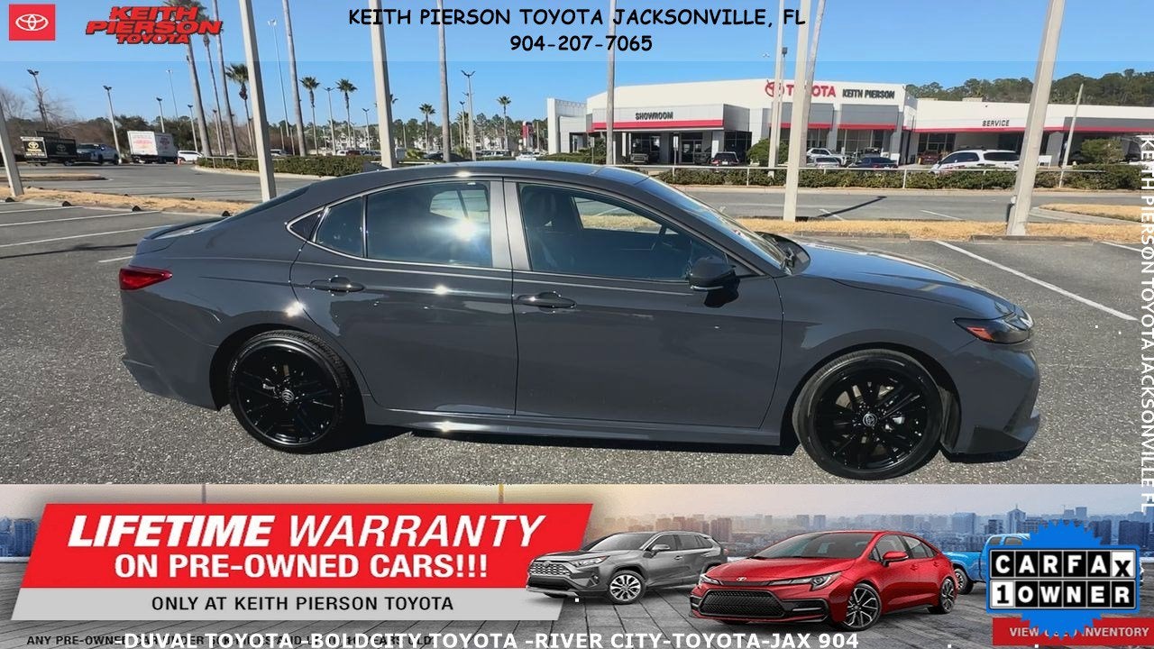 2025 Toyota Camry SE