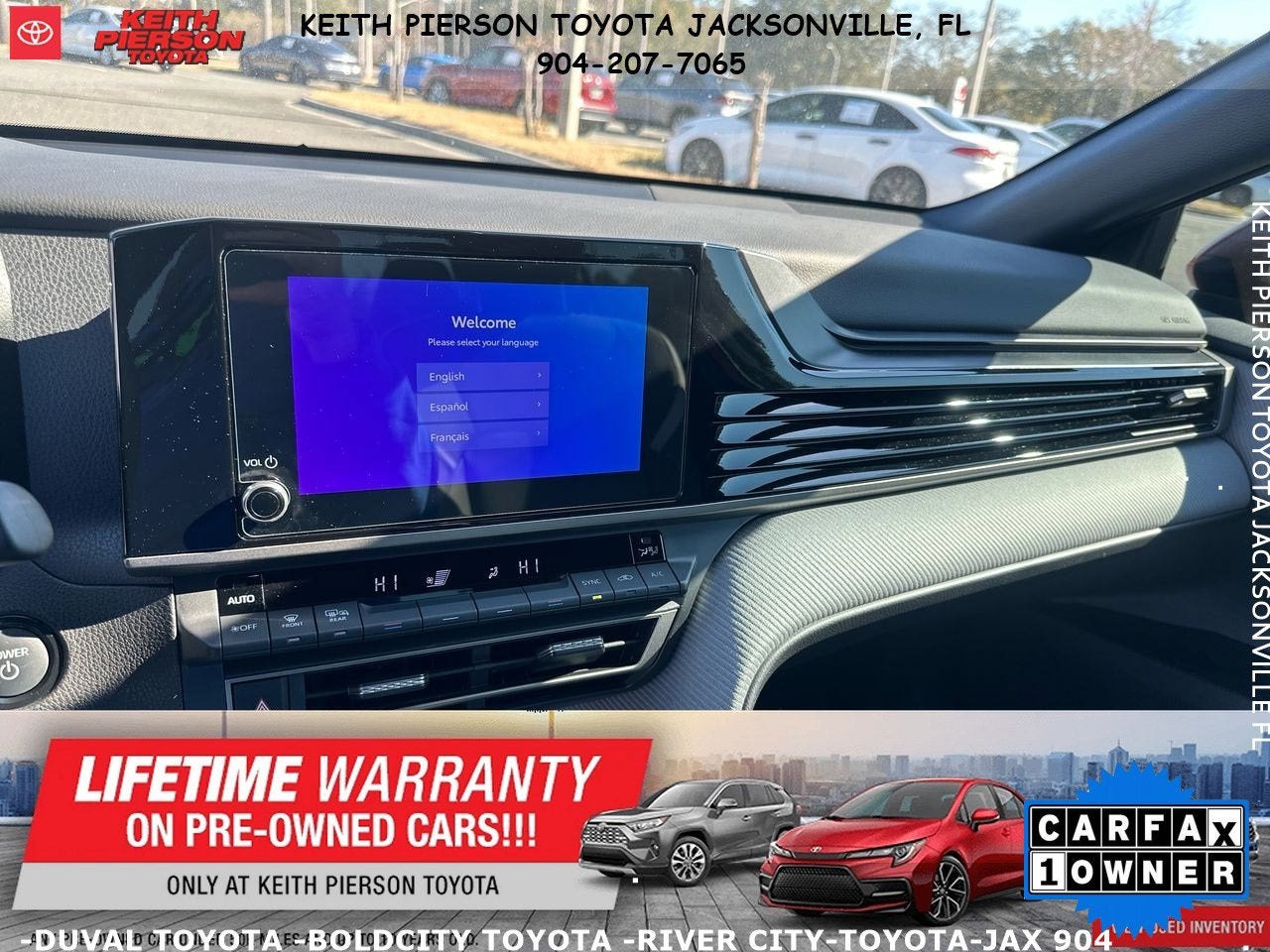 2025 Toyota Camry SE