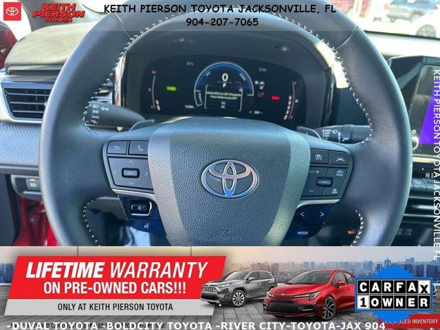 2025 Toyota Camry SE