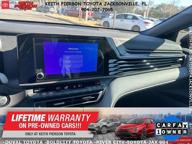 2025 Toyota Camry SE