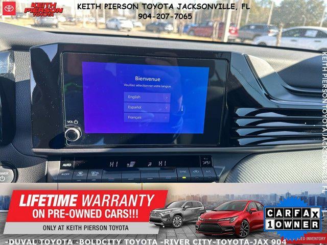 2025 Toyota Camry SE