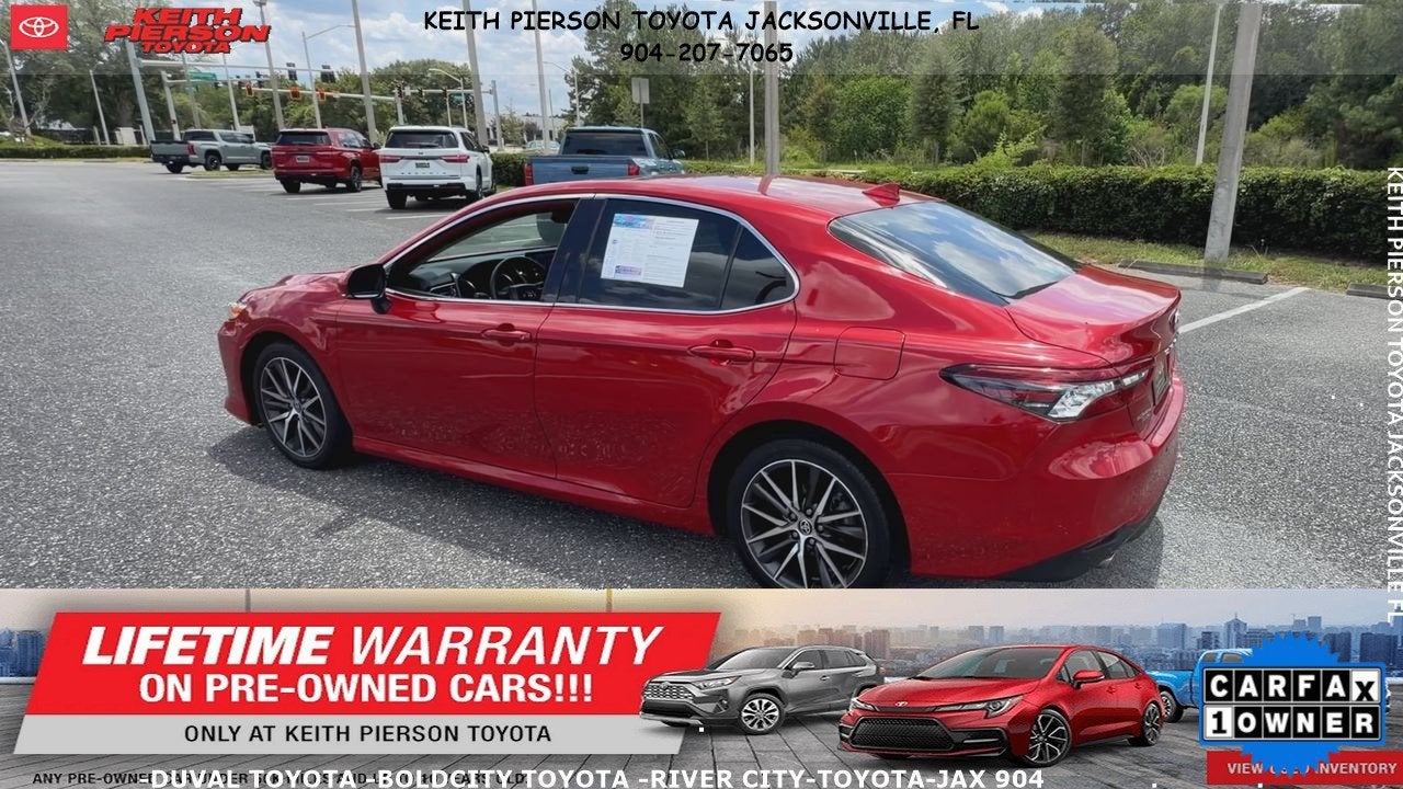 2023 Toyota Camry Hybrid XLE