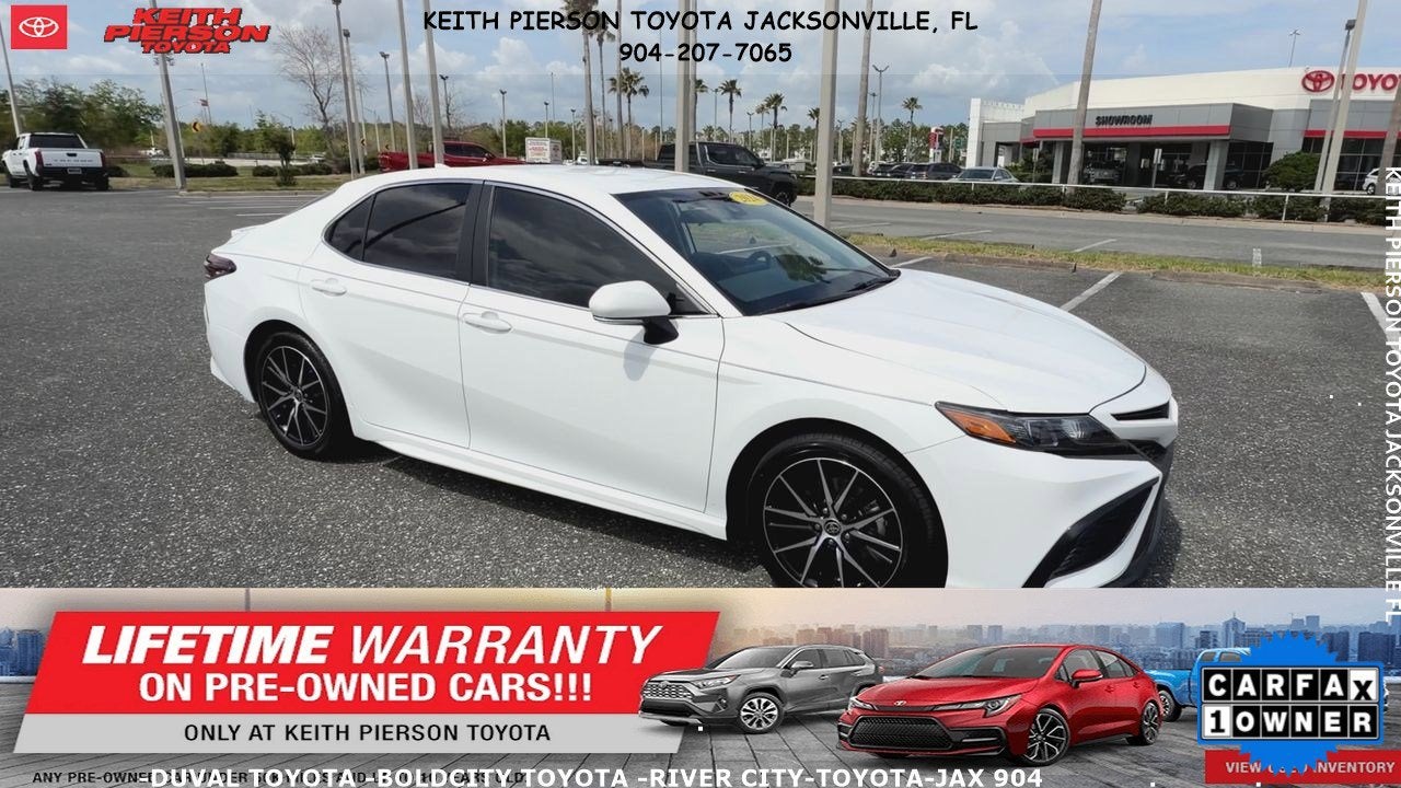 2024 Toyota Camry Hybrid SE