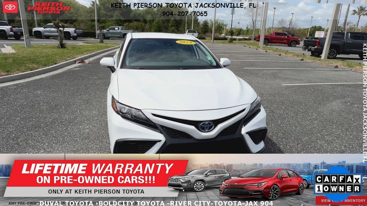2024 Toyota Camry Hybrid SE