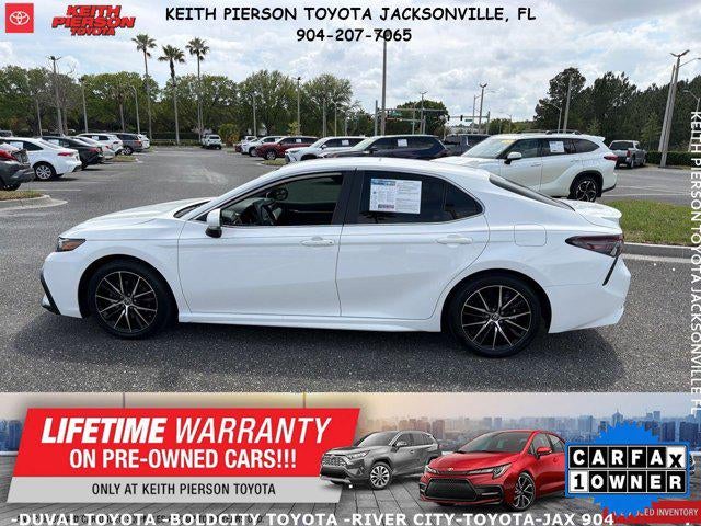 2024 Toyota Camry Hybrid SE