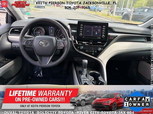 2024 Toyota Camry Hybrid SE
