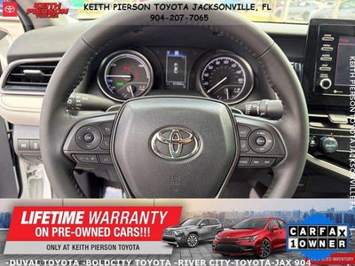 2024 Toyota Camry Hybrid SE