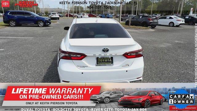 2024 Toyota Camry Hybrid SE