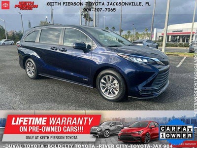 2021 Toyota Sienna LE