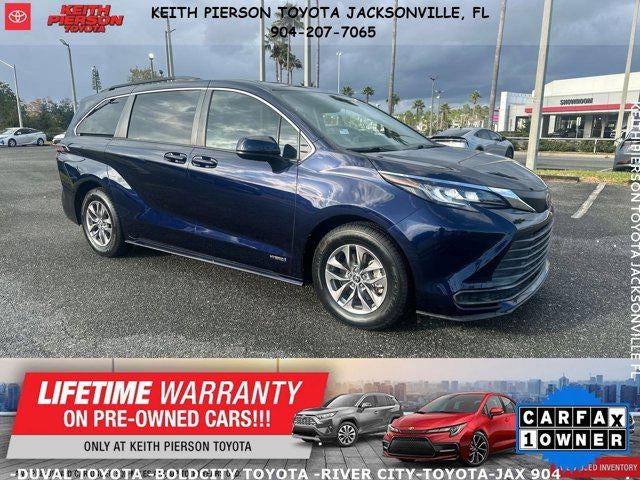 2021 Toyota Sienna LE