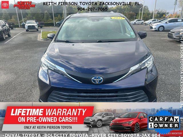 2021 Toyota Sienna LE