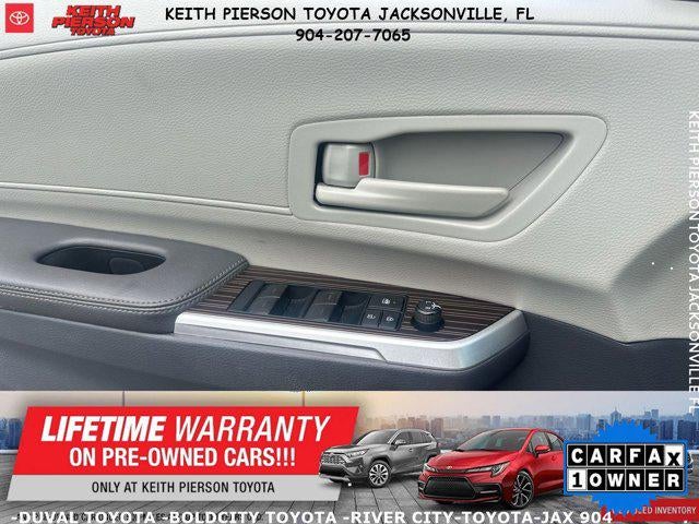 2021 Toyota Sienna LE