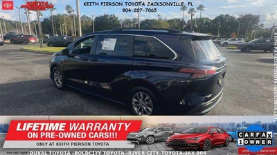 2021 Toyota Sienna LE