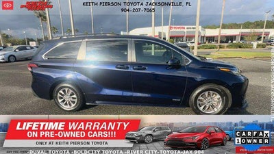 2021 Toyota Sienna LE