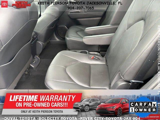 2020 Toyota Highlander Hybrid Platinum