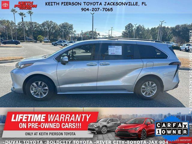 2024 Toyota Sienna XLE