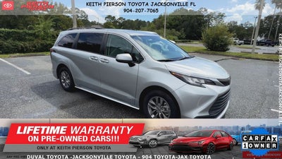 2021 Toyota Sienna LE