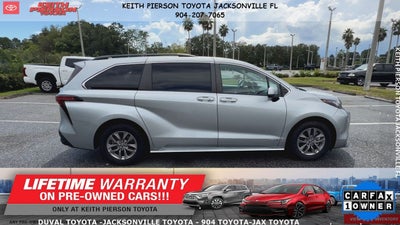 2021 Toyota Sienna LE