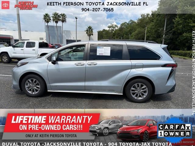 2021 Toyota Sienna LE