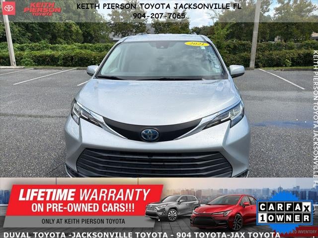 2021 Toyota Sienna LE